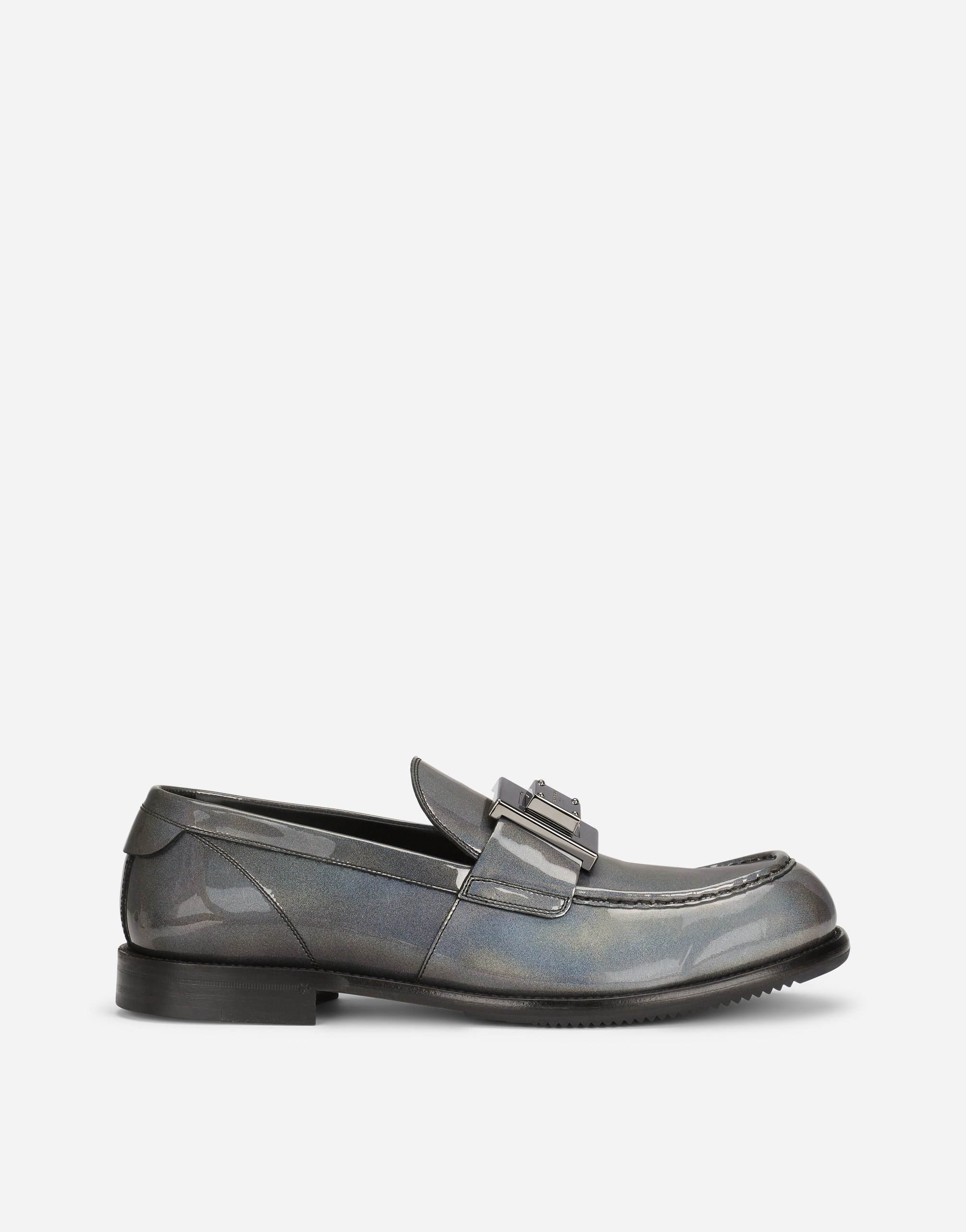 Iridescent patent leather loafers in Silver