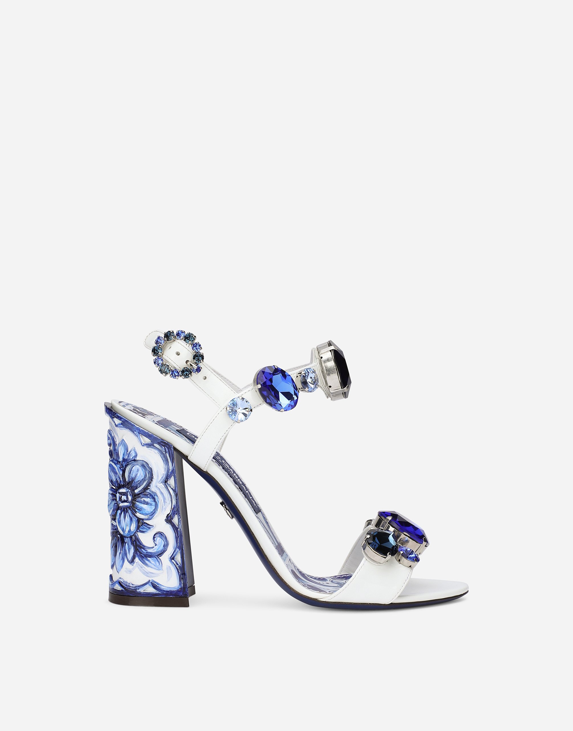 Patent leather sandals with embroidery and painted heel in White