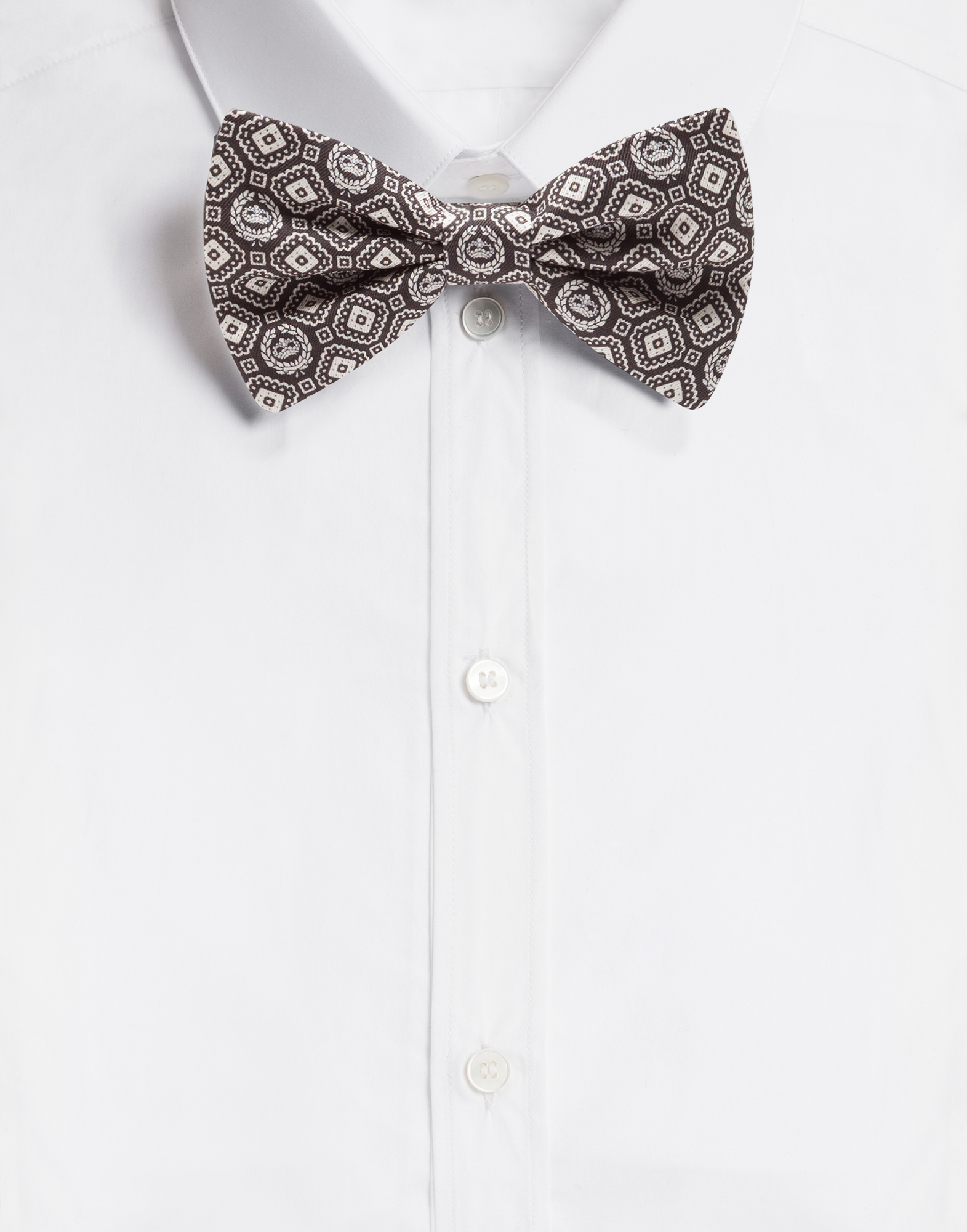 Silk bow tie in Brown