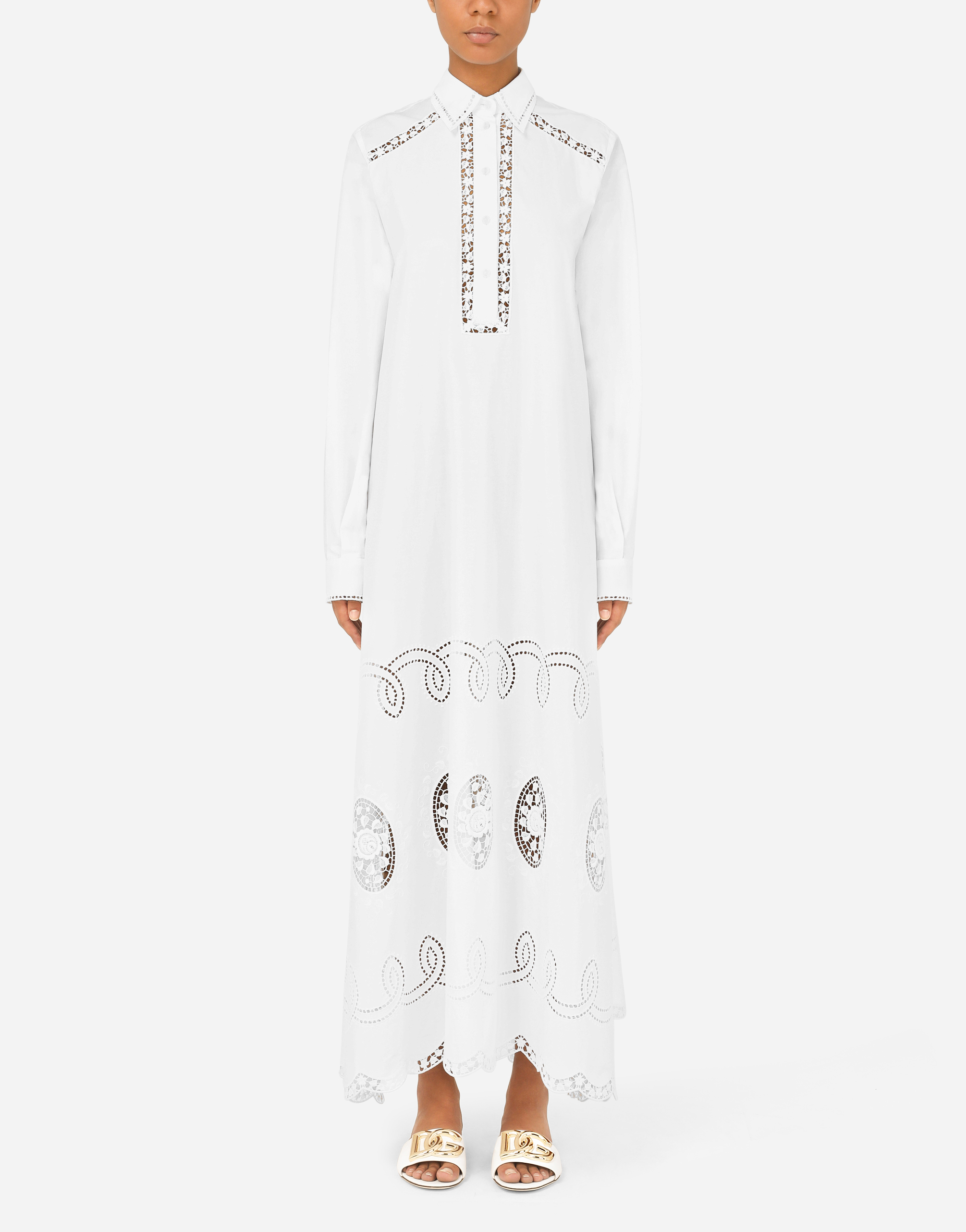 Long caftan with embroidery in White