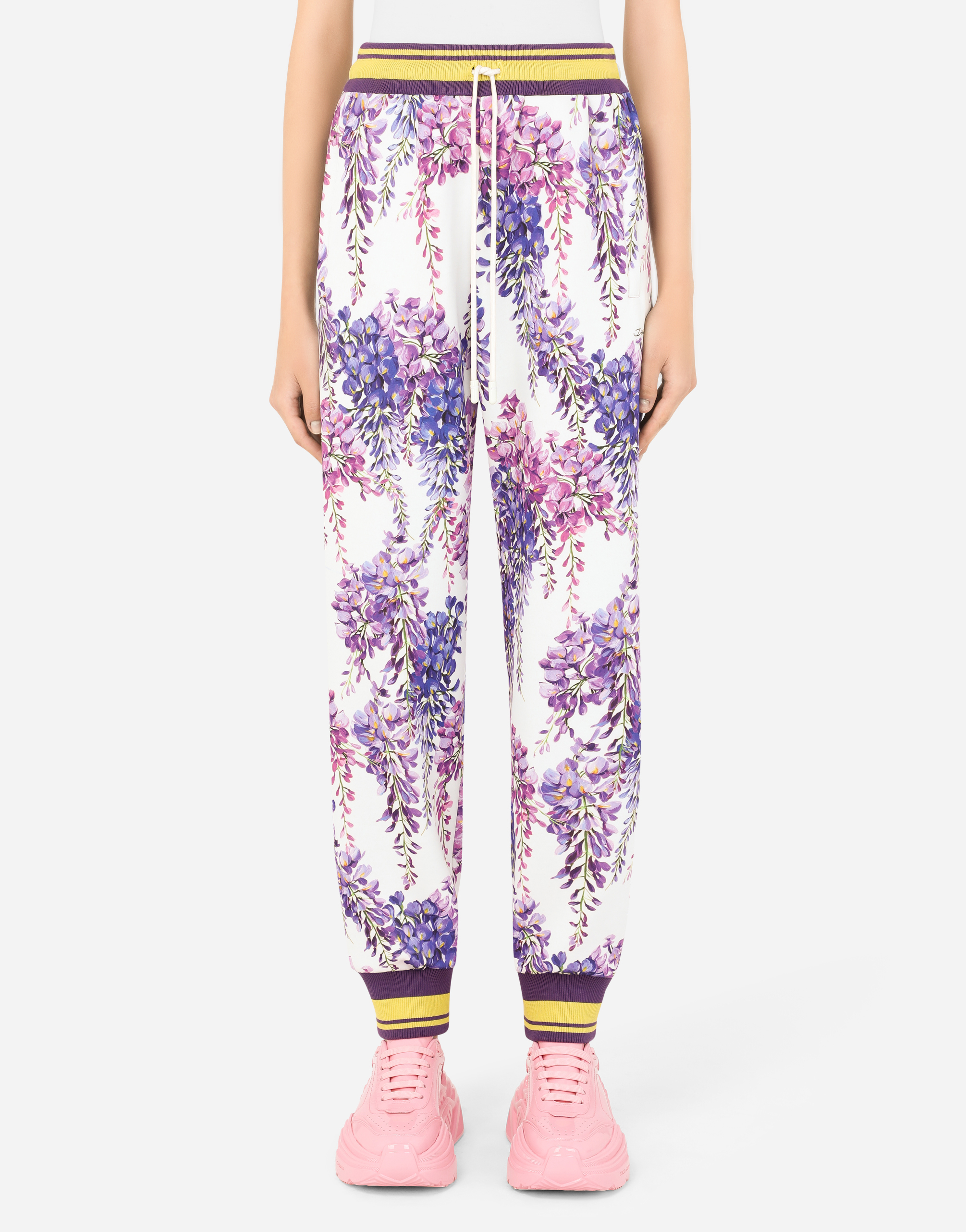 Jersey jogging pants with wisteria print in Multicolor
