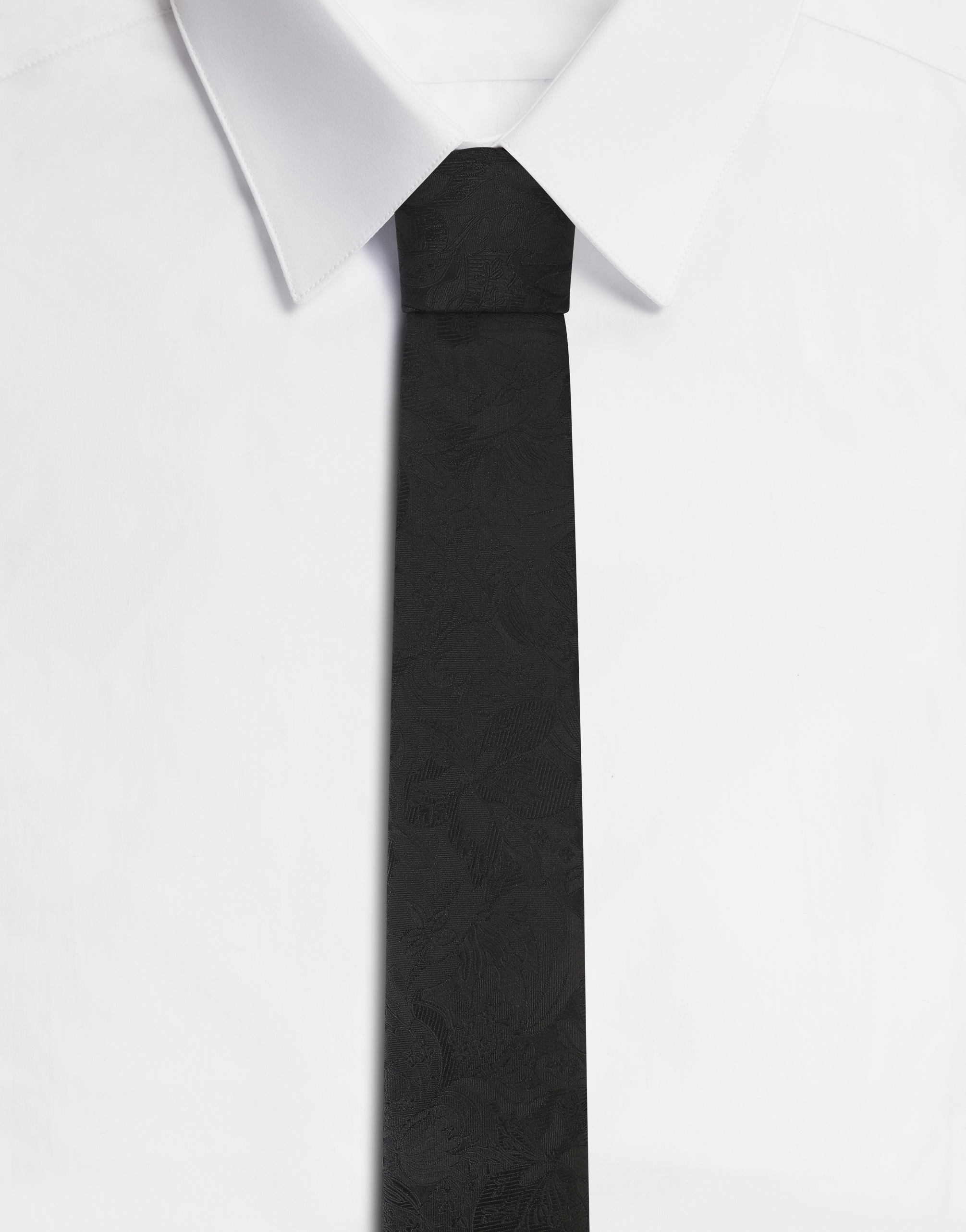 6-cm silk jacquard blade tie in Black