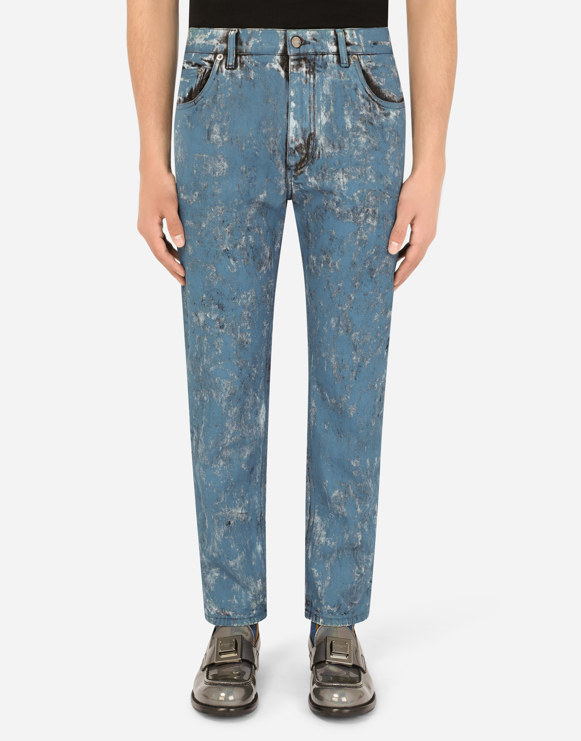 Loose blue jeans with marbled print in Multicolor
