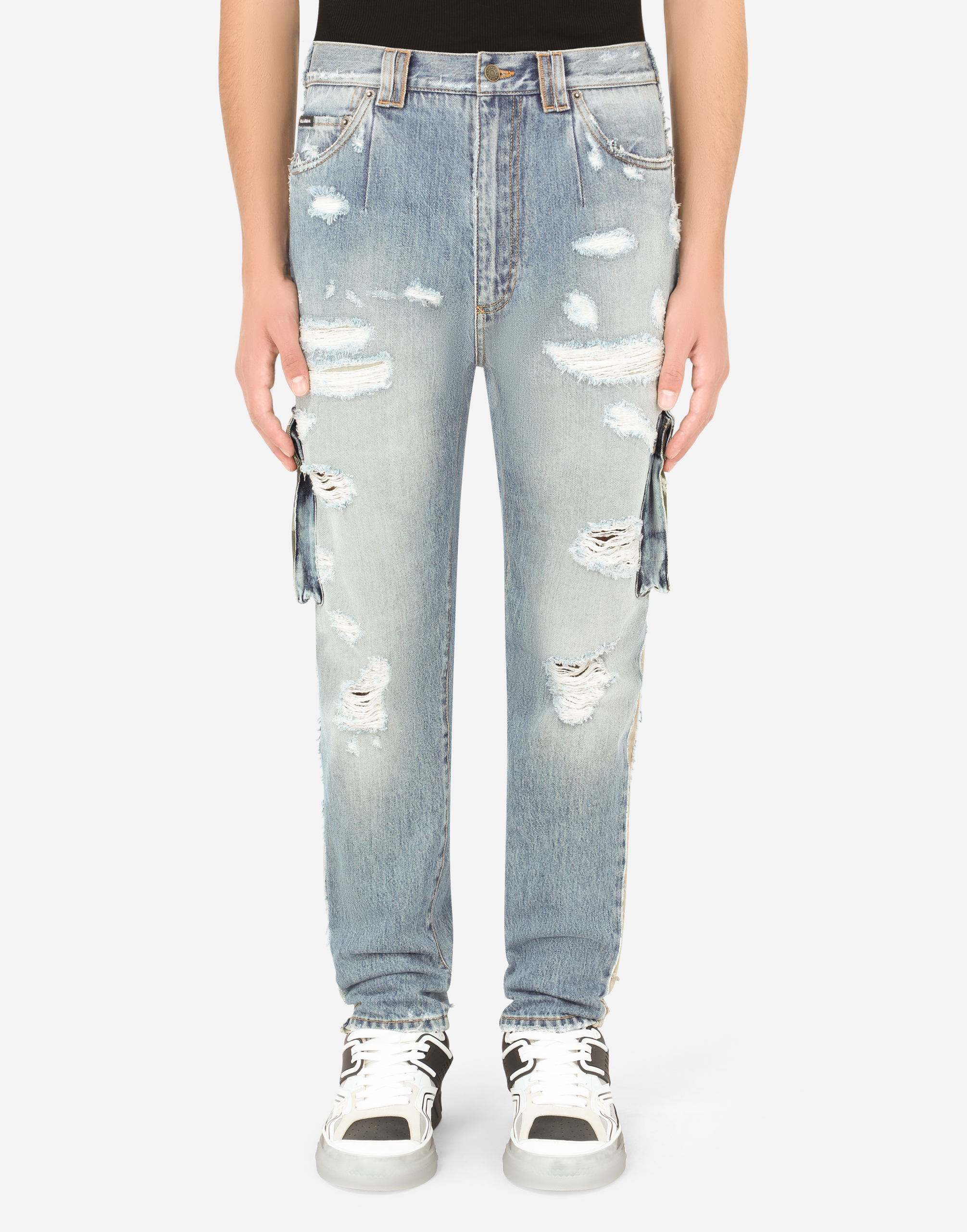 Loose light blue cargo jeans with rips in Multicolor