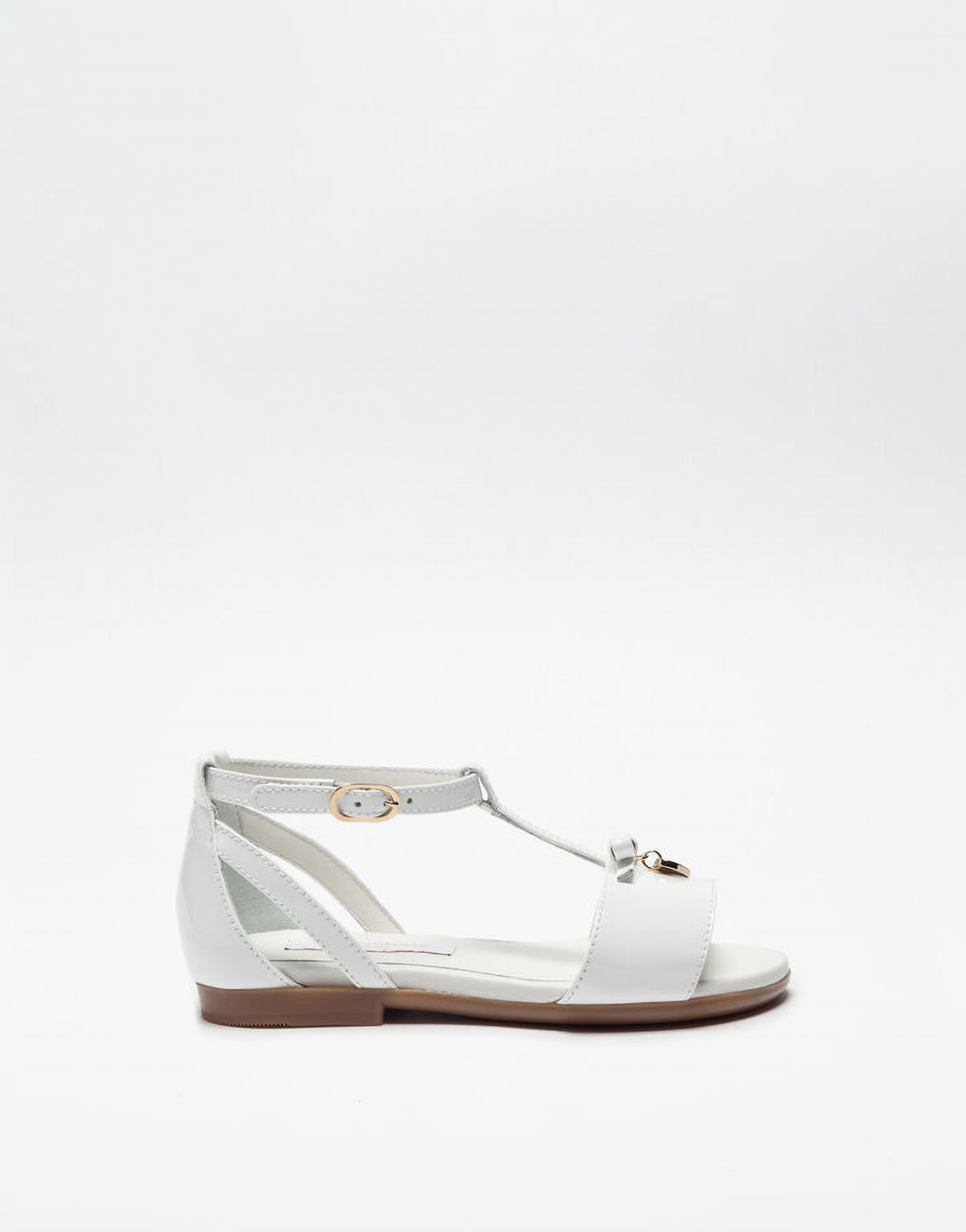 Patent leather sandals with bow in White