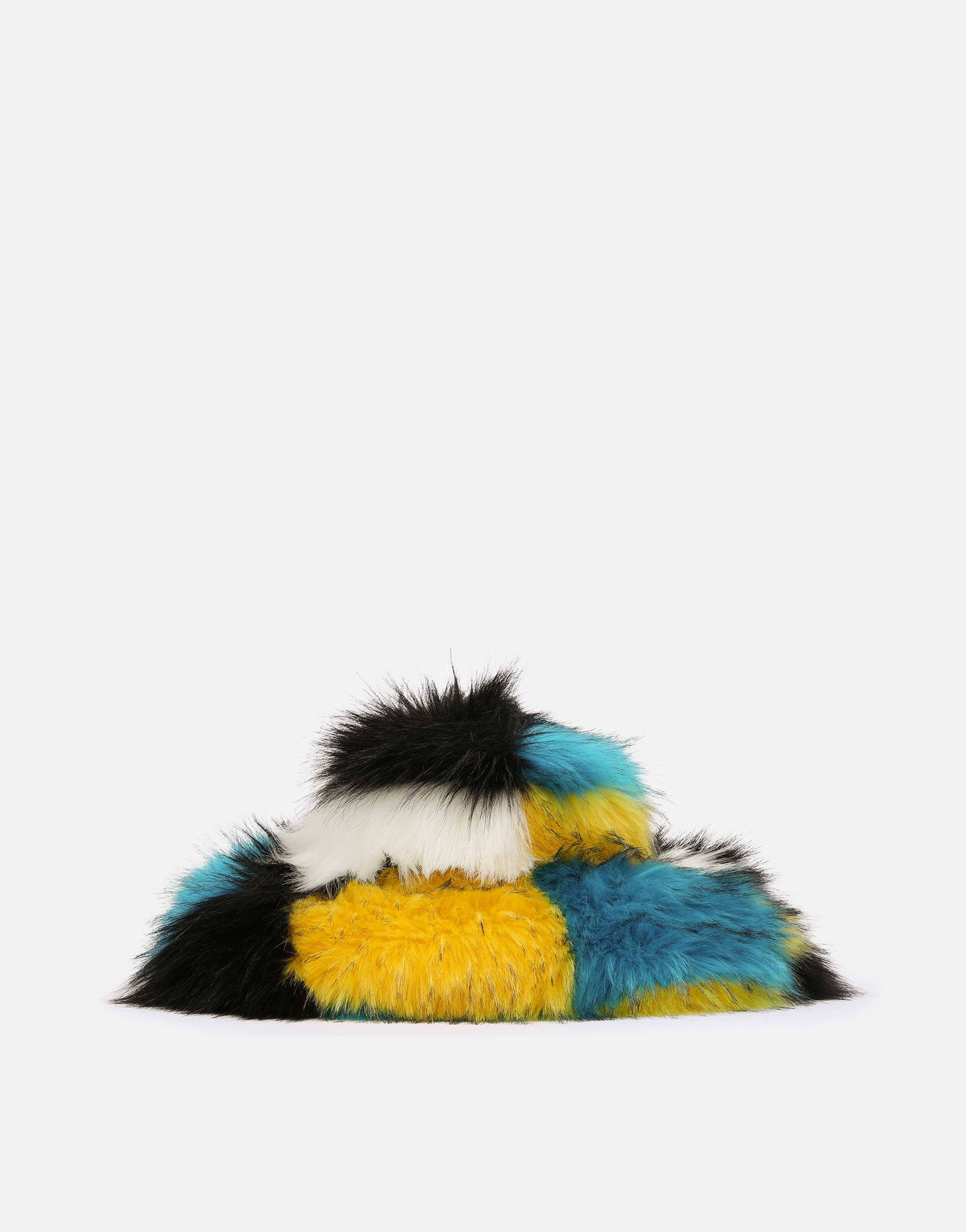 Faux fur hat in Multicolor