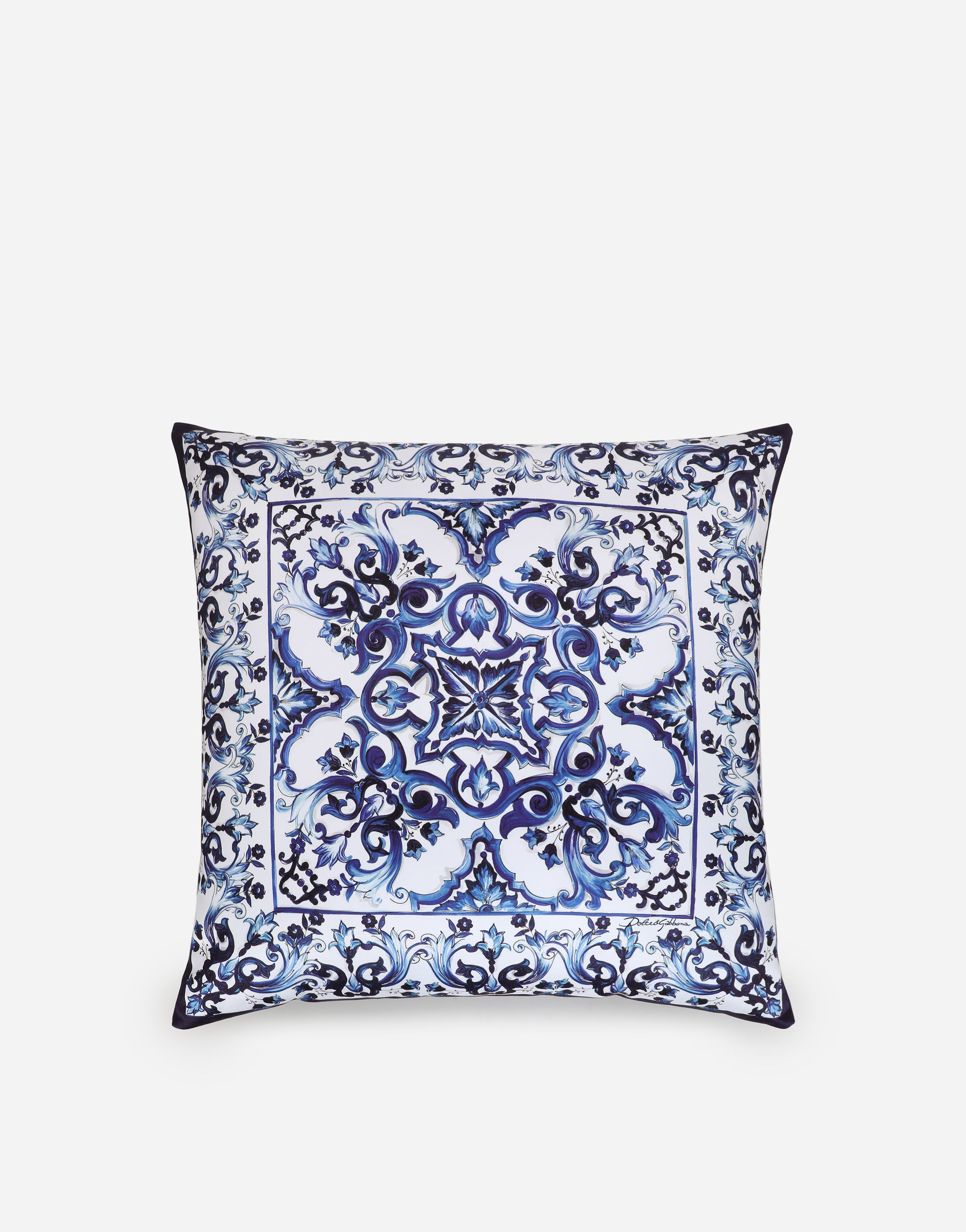 Duchesse Cotton Cushion Medium in Multicolor