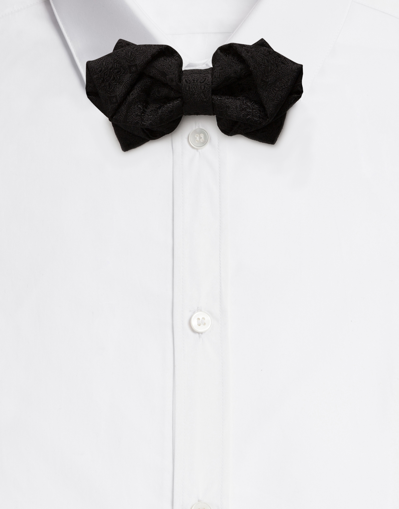 Tie-print silk jacquard bow tie in Black
