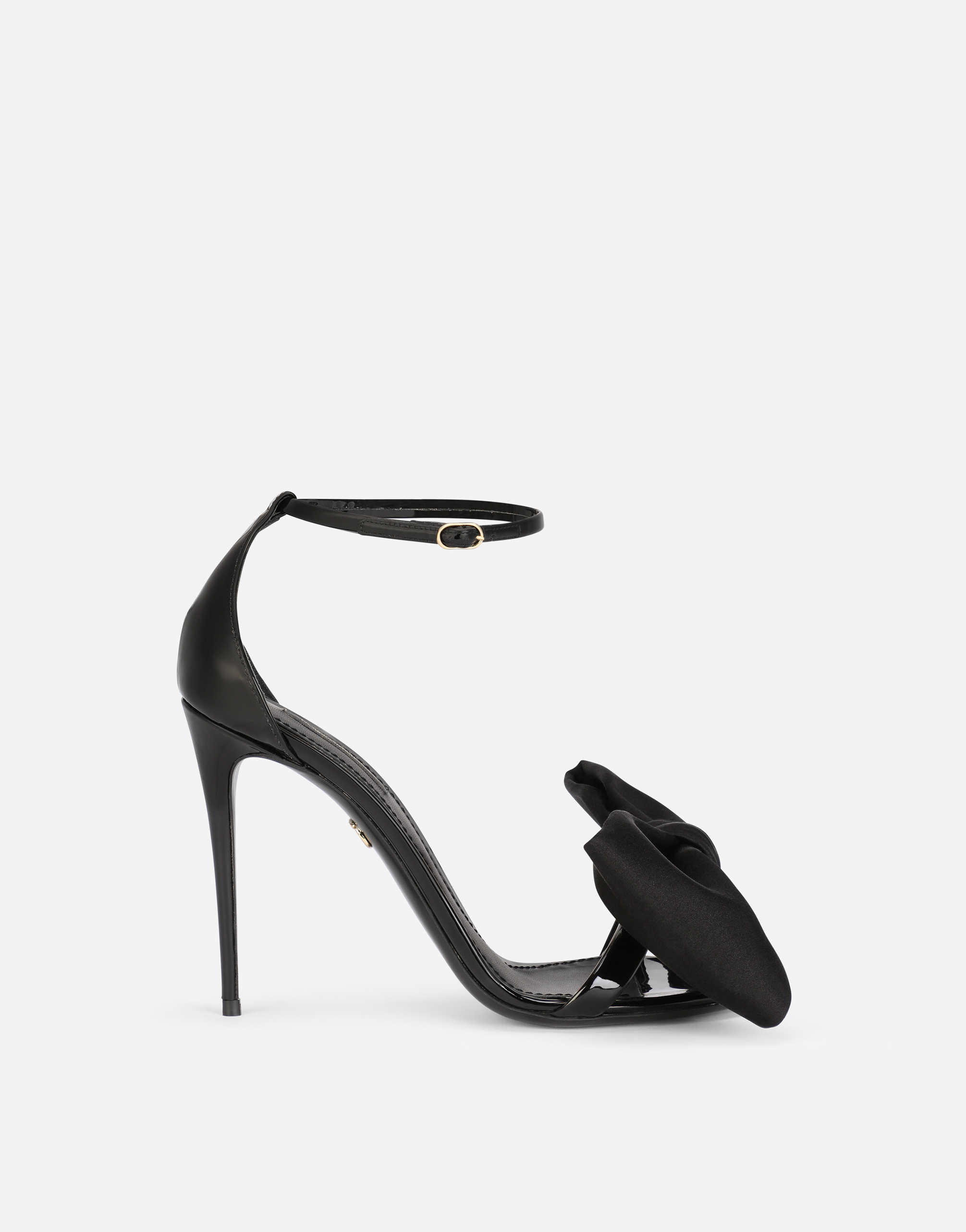 Patent leather sandals with satin bow in Black