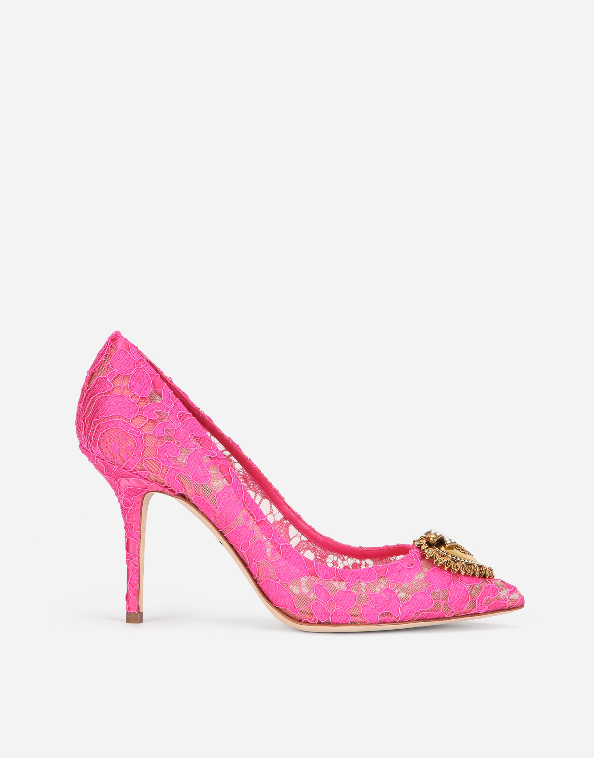 Taormina lace pumps with Devotion heart in Fuchsia