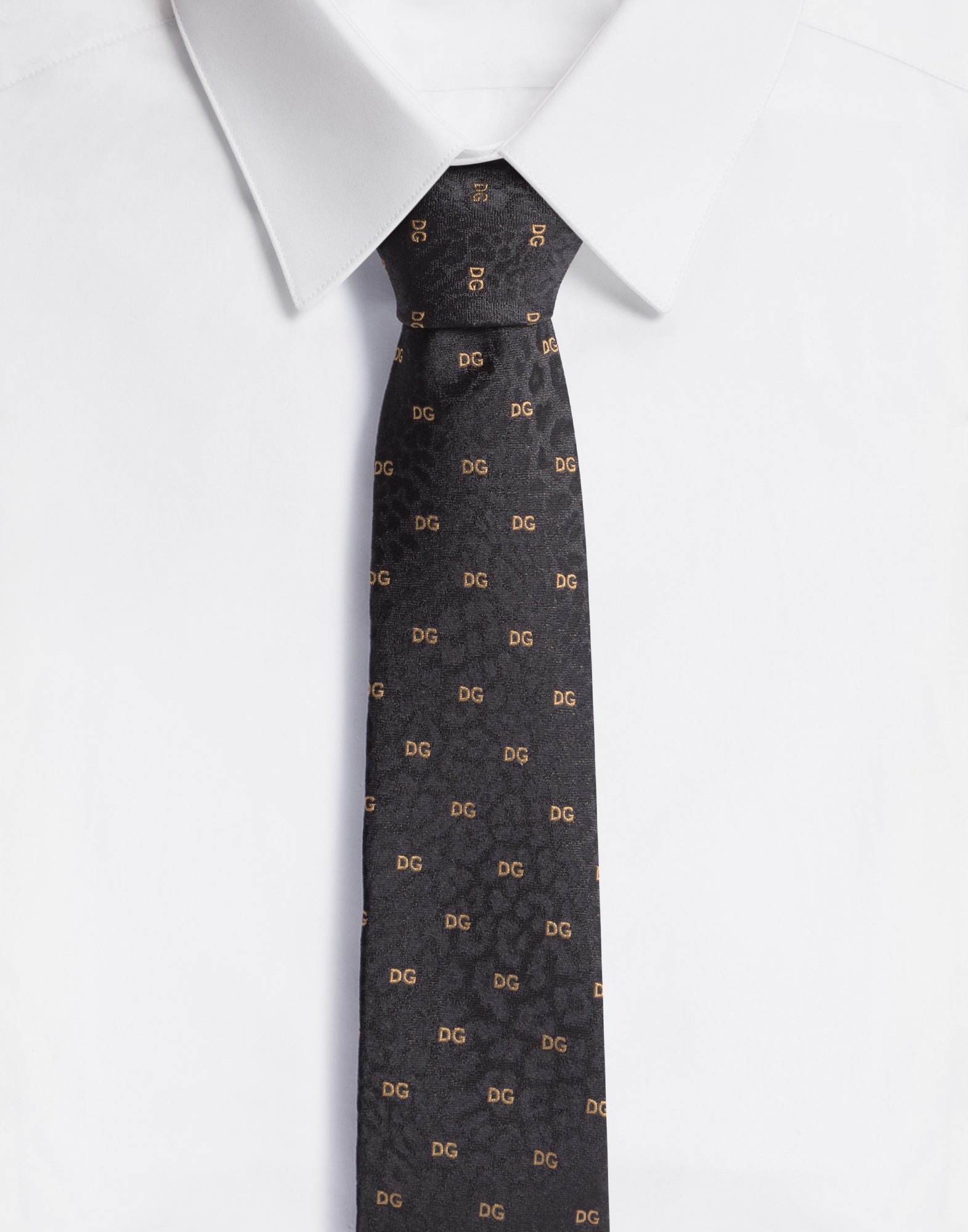 Leopard-design silk jacquard blade tie with DG logo (6 cm) in Black/Gold