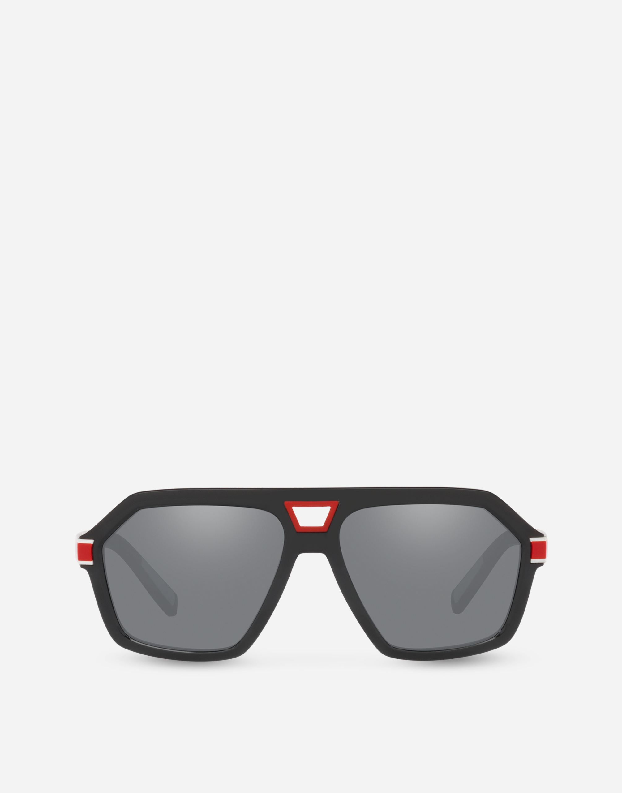 Sporty sunglasses in Black