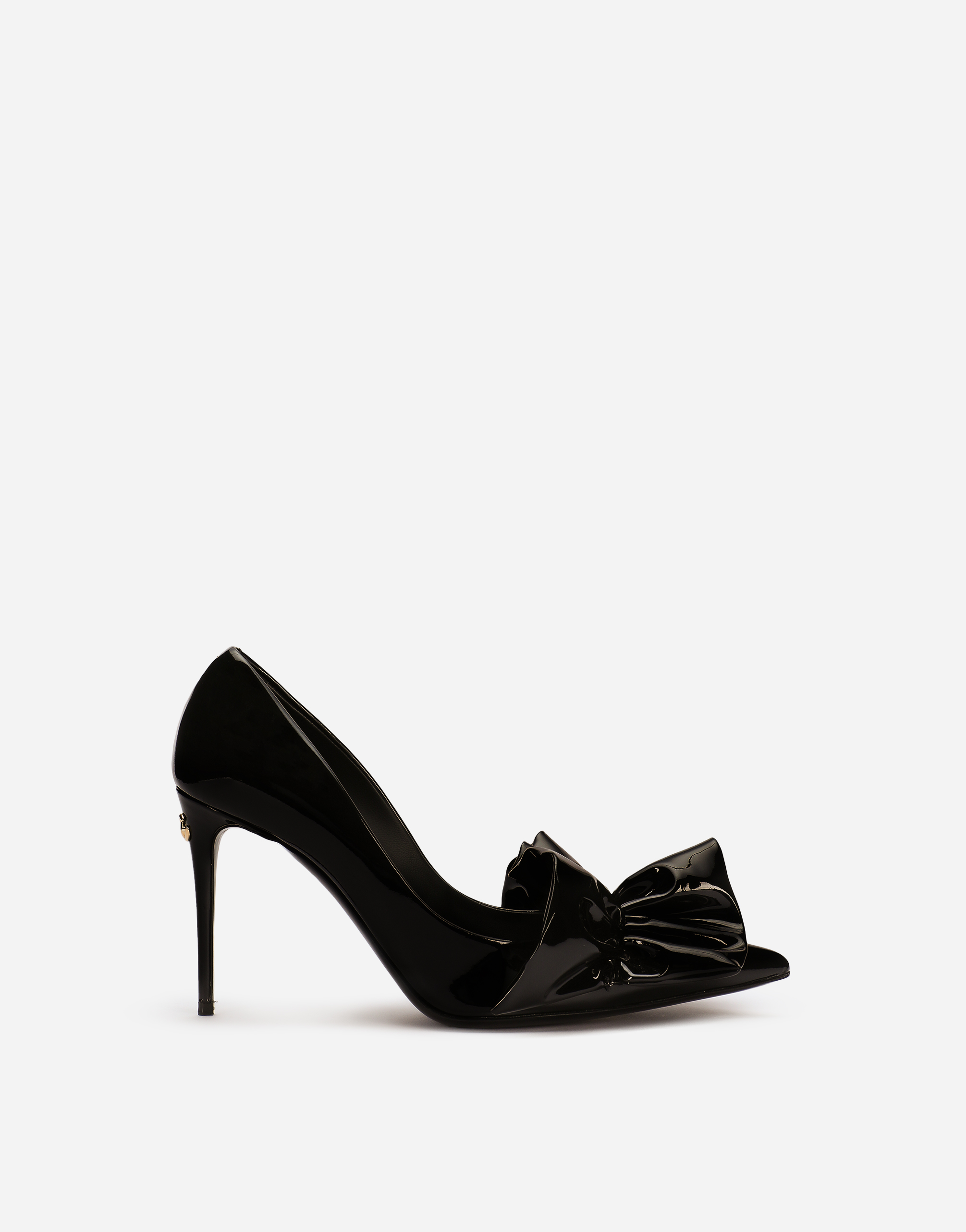 Patent leather pumps with ruches in Black